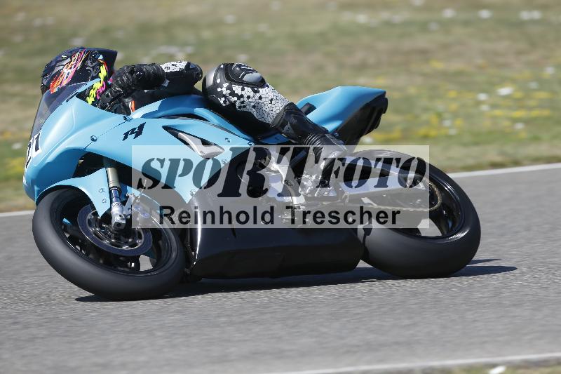 /36 08.08.2026  Pluess Motosport ADR/Freies Fahren/421